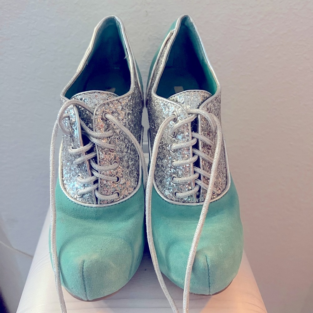 Kimchi Blue Platform Spectator Booties